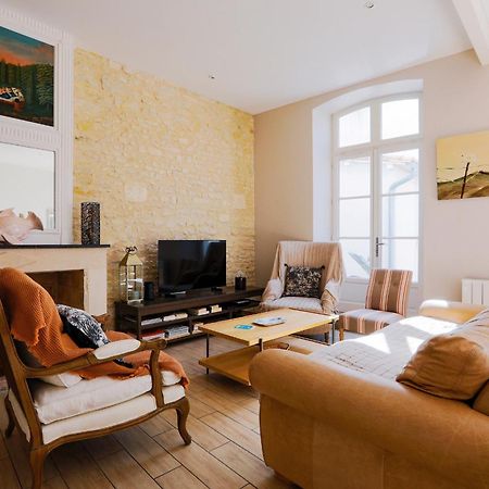 Duplex Joliment Decore Et Sa Cour Ensoleillee Saint-Martin-de-Ré Εξωτερικό φωτογραφία