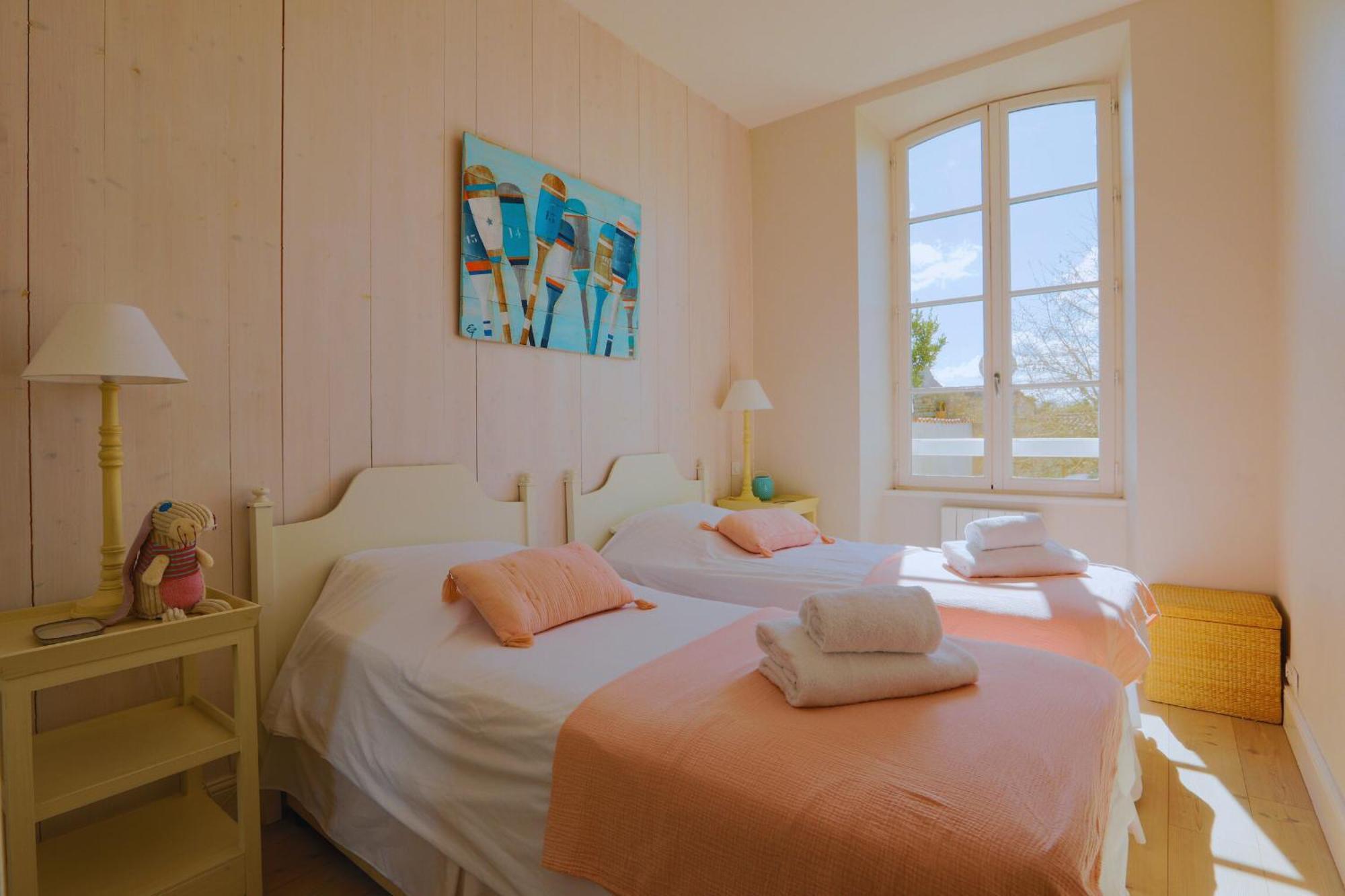 Duplex Joliment Decore Et Sa Cour Ensoleillee Saint-Martin-de-Ré Εξωτερικό φωτογραφία