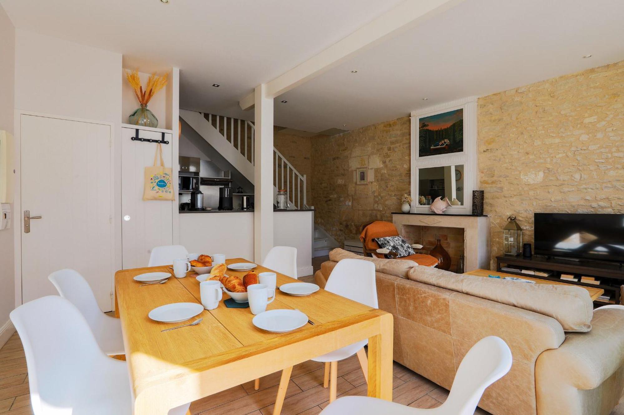 Duplex Joliment Decore Et Sa Cour Ensoleillee Saint-Martin-de-Ré Εξωτερικό φωτογραφία