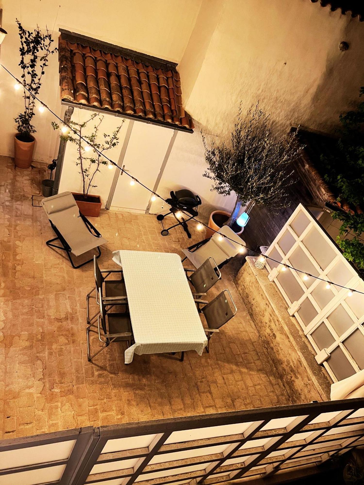Duplex Joliment Decore Et Sa Cour Ensoleillee Saint-Martin-de-Ré Εξωτερικό φωτογραφία